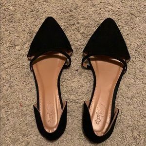 Pointed toe strappy flat